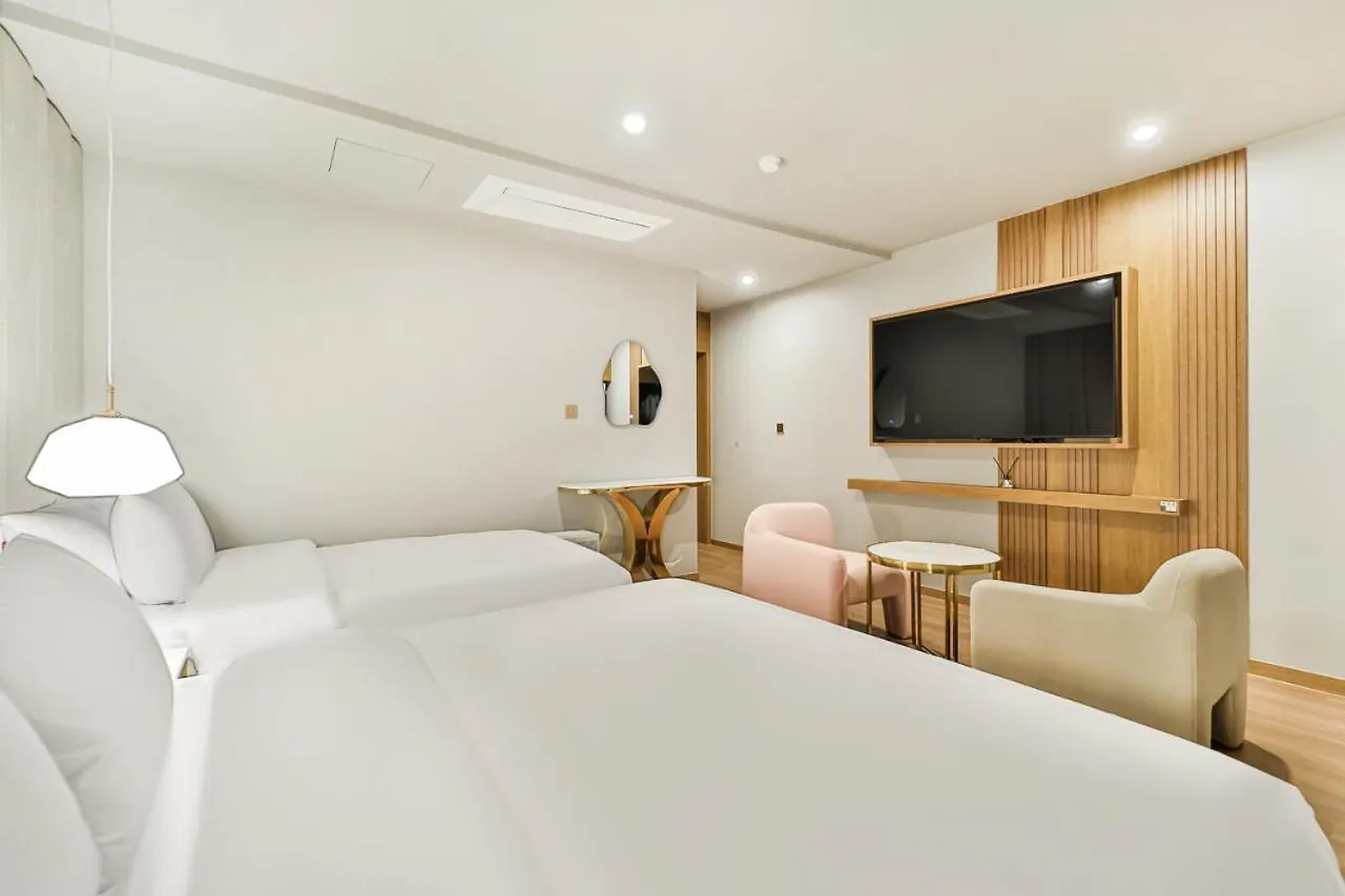 Grandis Hotel Busan 0*,